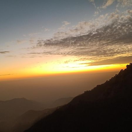 Humble Stay Villa Kasauli Luaran gambar