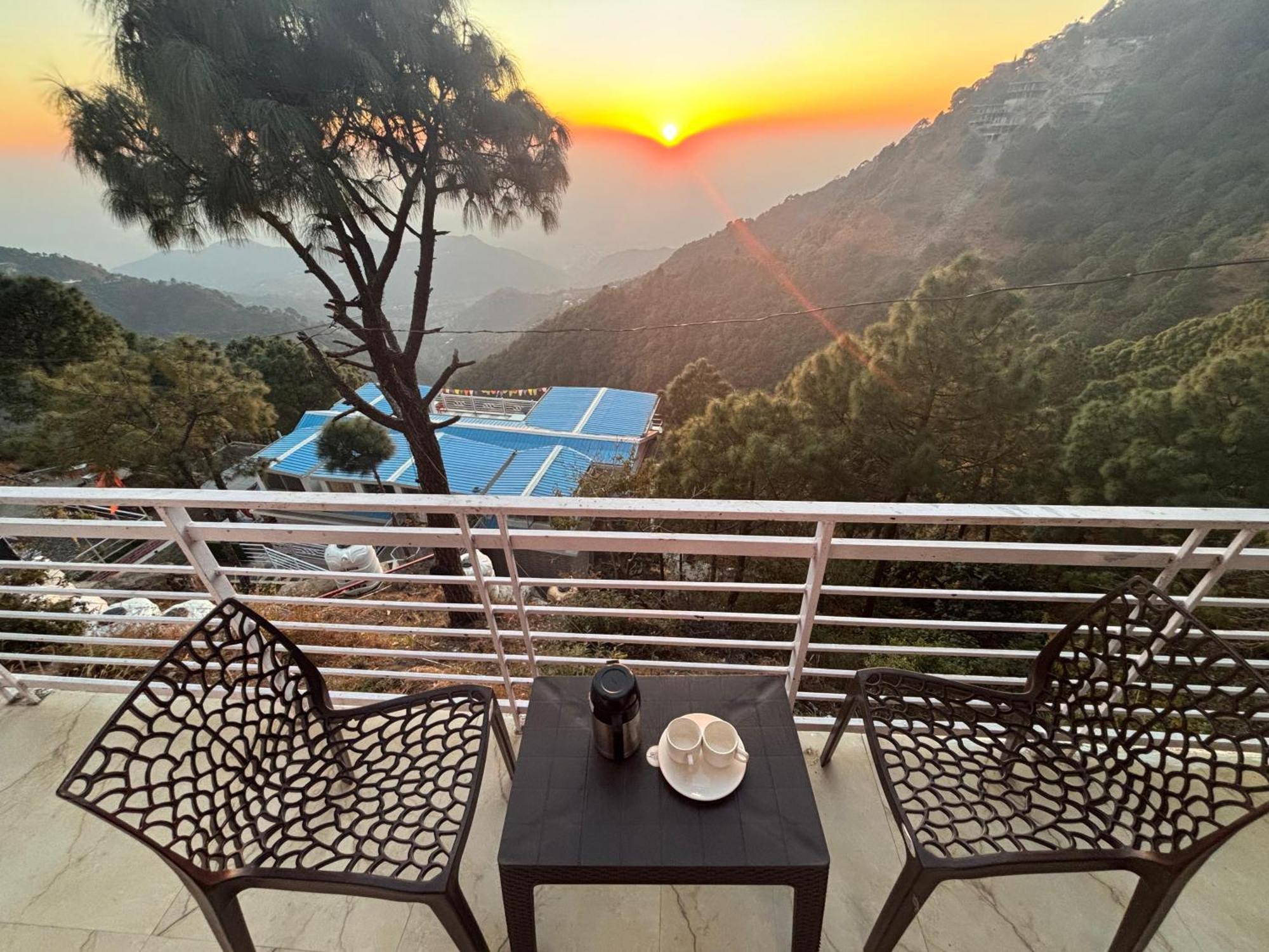 Humble Stay Villa Kasauli Luaran gambar
