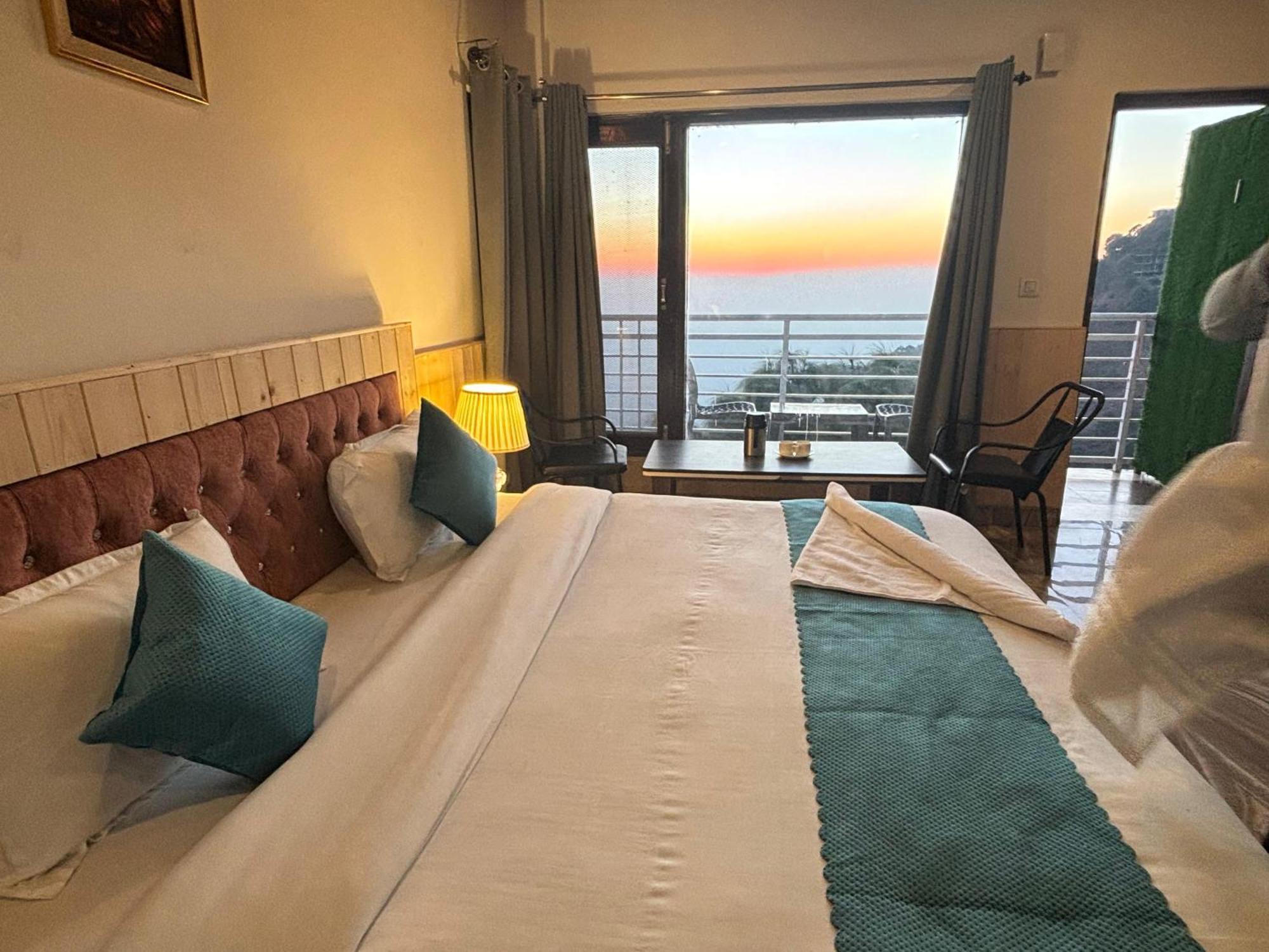 Humble Stay Villa Kasauli Luaran gambar